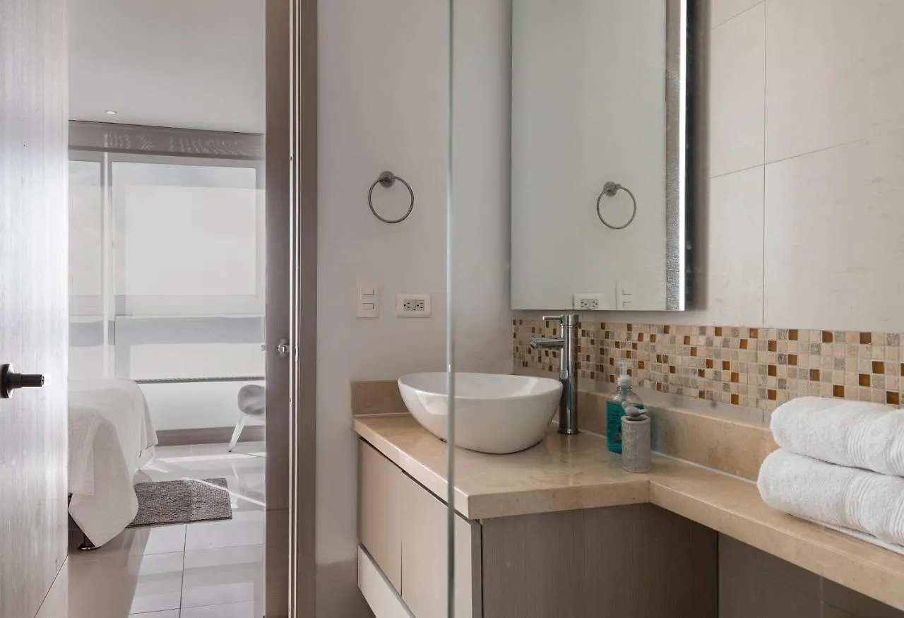 Relaxing 1 Bedroom Beachfront Apartment W Wifi And Pool Cartagena