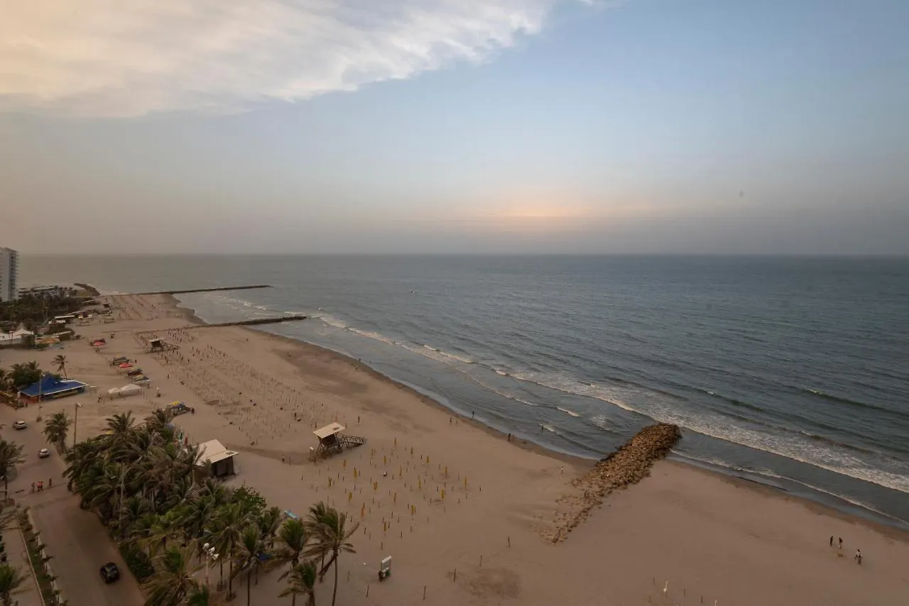 Relaxing 1 Bedroom Beachfront Apartment W Wifi And Pool Cartagena Colombia